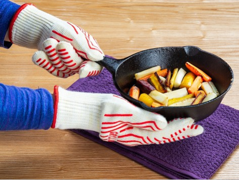 Grommet Now Sells Grill Armor Gloves